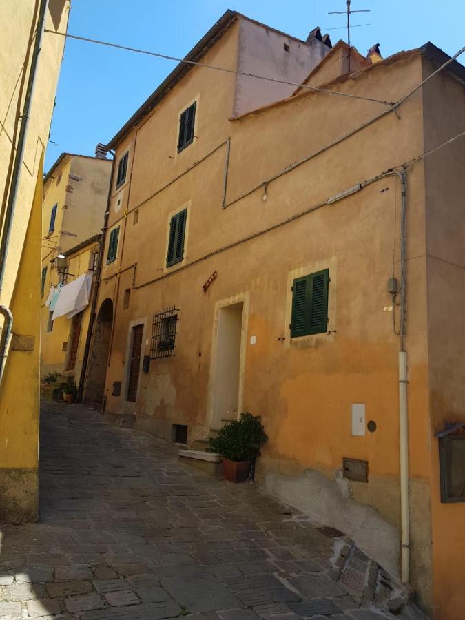 Ferienwohnung In Castello Castagneto Carducci Exterior foto